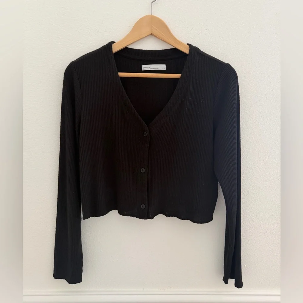 OAK + FORT Black Ribbed Cropped Cardigan - Size Medium - Picture 1 of 4